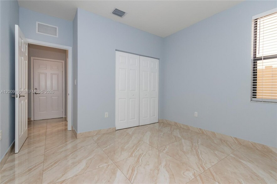 Building Photo - 3364 W 103rd Ter