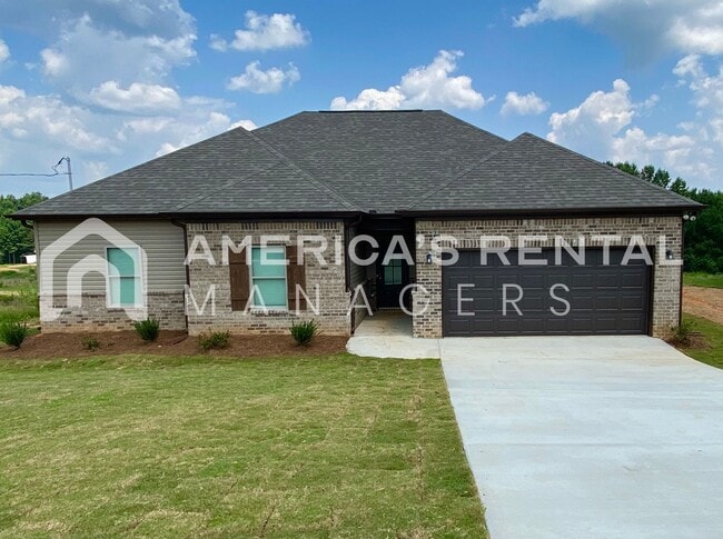 Building Photo - DEPOSIT PENDING! Home for Rent in Jasper, AL... Available to View!!!