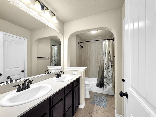 Building Photo - 1952 Sunny Side Dr