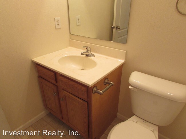 Building Photo - 3 br, 2 bath House - 101 Valley Way Dr.