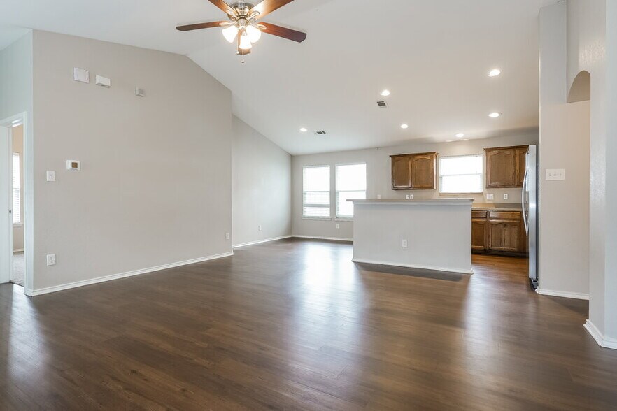 Building Photo - 1144 Browntop St