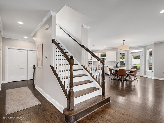 Building Photo - 212 S Wilmette Ave
