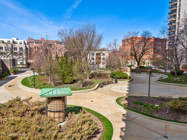 Building Photo - 1455 N Sandburg Terrace