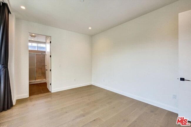 Building Photo - 1249 N Formosa Ave