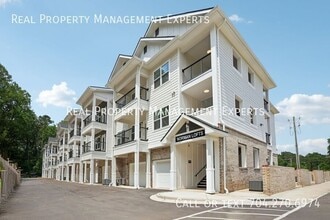 Building Photo - 14801 Statesville Rd