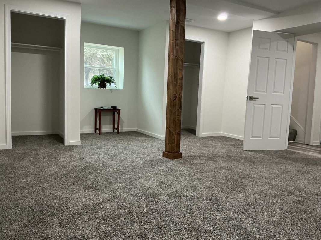 Building Photo - 4910 Pine Hall Rd