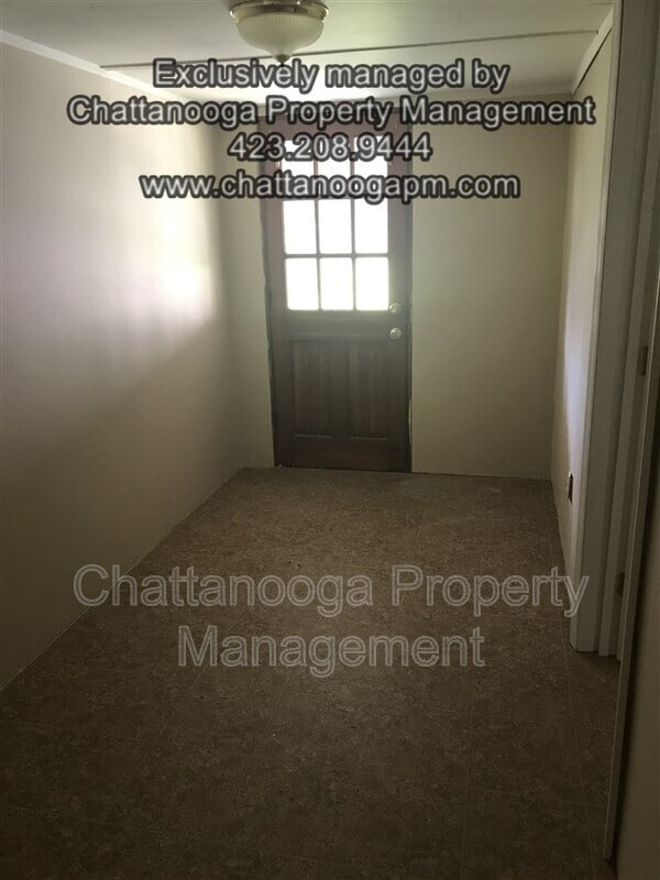 Building Photo - 805 Carden Ave