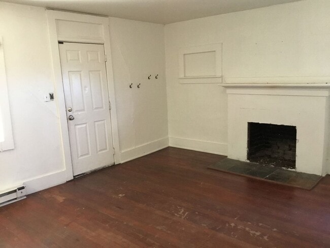 Building Photo - 623 S Jefferson St