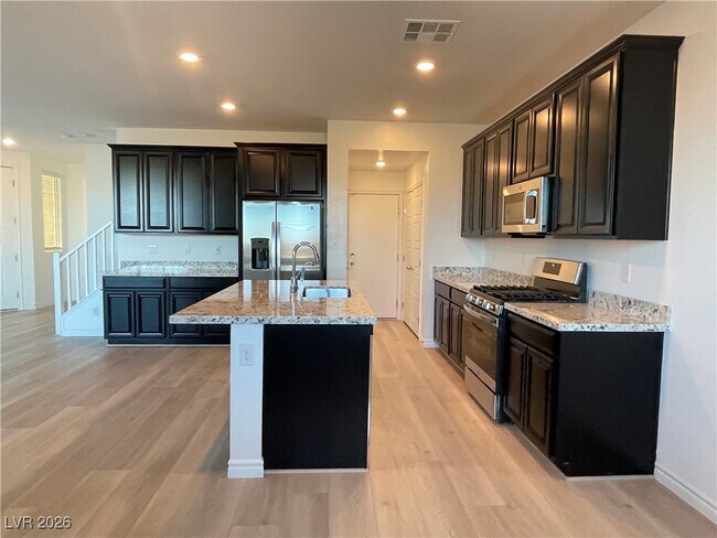 Building Photo - 6734 Chargehand Ave