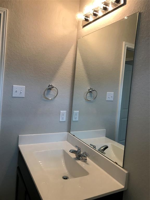 Building Photo - 6409 Kildare Dr