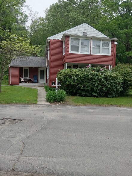 Front of house - 31 Farrell Rd