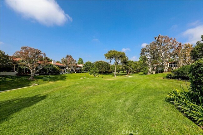 Building Photo - 406 Carlotta