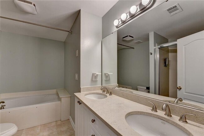 Building Photo - 2675 Ridge Run Tr