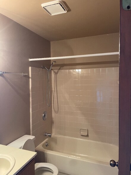 Building Photo - 31741 Nardelli Ln