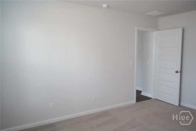 Building Photo - 422 Coconut Dr