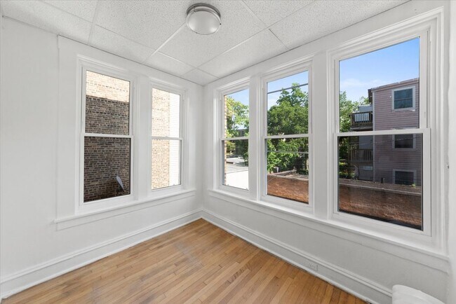 Building Photo - 120 Keeney St