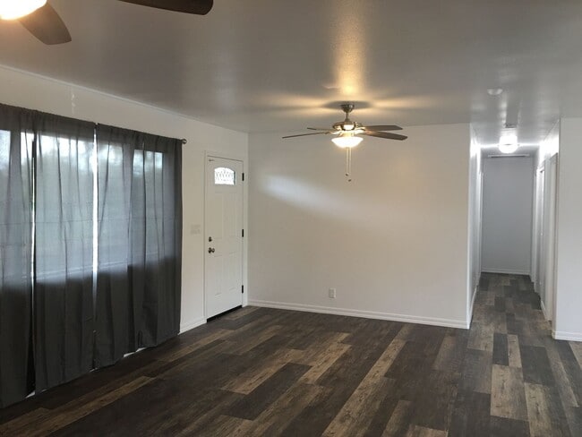 Building Photo - 3BR/2BA Home in Hawaiian Paradise Park