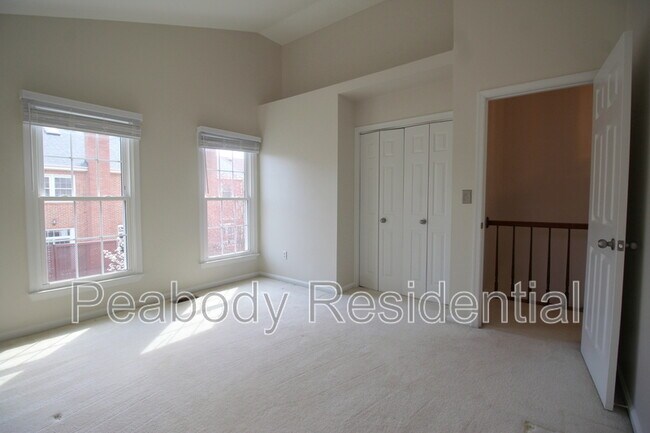 Building Photo - 6423 Little Potters Ln