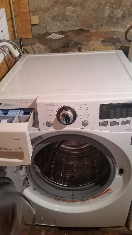 Own washer&Drywer - 405 S 6th St