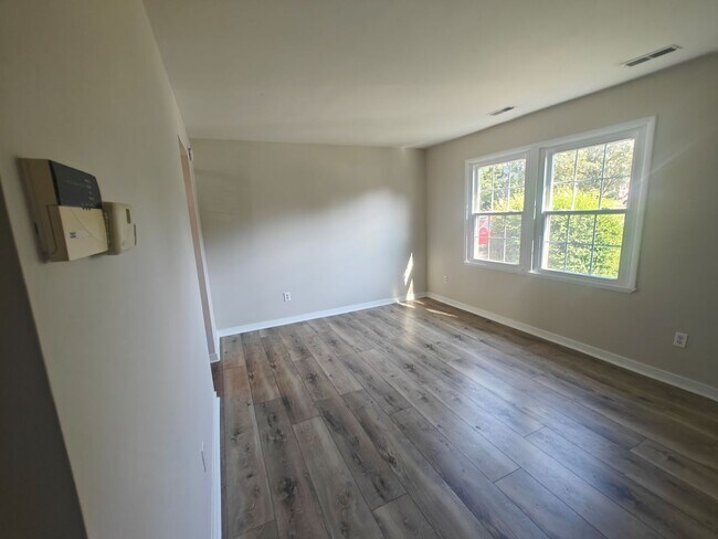 Building Photo - 9321 Gildenfield Ct