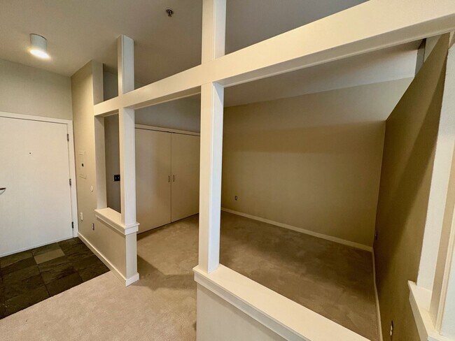 Building Photo - Pike Lofts Condominium ~ Capitol Hill