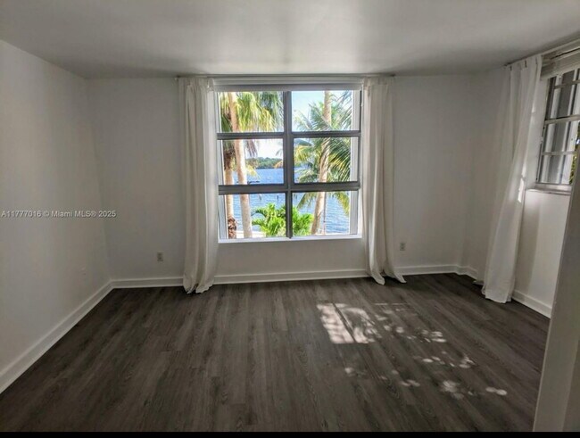 Building Photo - Northeast 64th Street, Miami, FL 33138 - 1 BR 1 BA condo