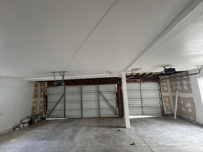 Building Photo - 3068 Prado Ln