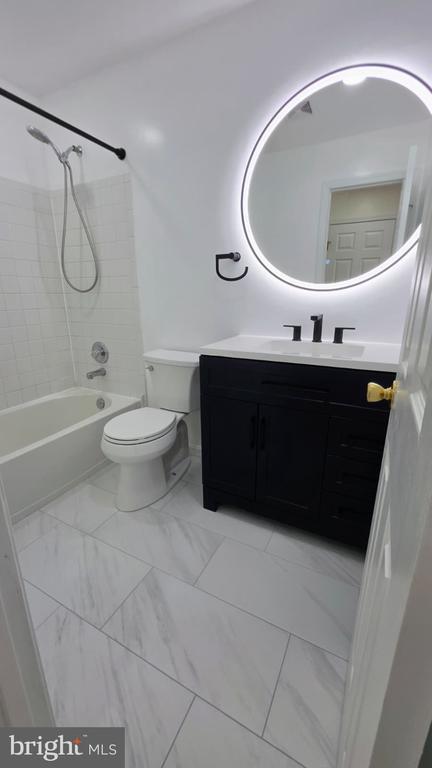 Building Photo - 13860 Crosstie Dr