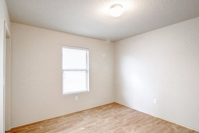 Building Photo - 7606 Cypress Vine