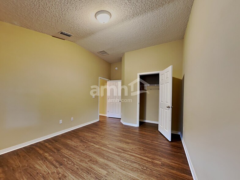 Building Photo - 2091 Cherokee Cove Trl