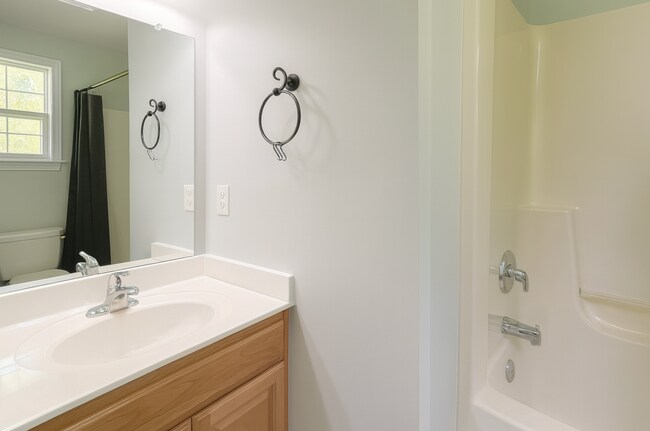 Building Photo - 42802 Higgs Ln