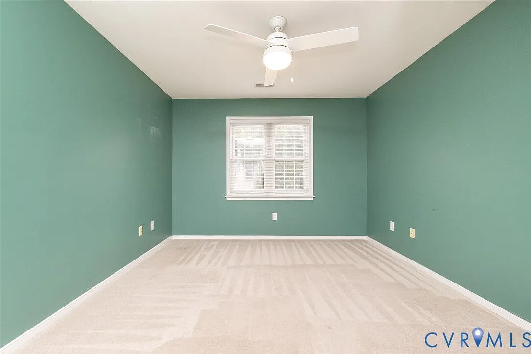 Center Bedroom - 3620 Tanby Rd