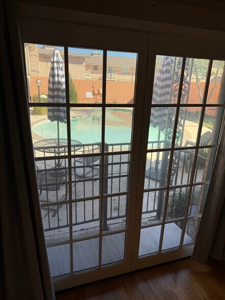 Building Photo - 8618 Baltimore Dr