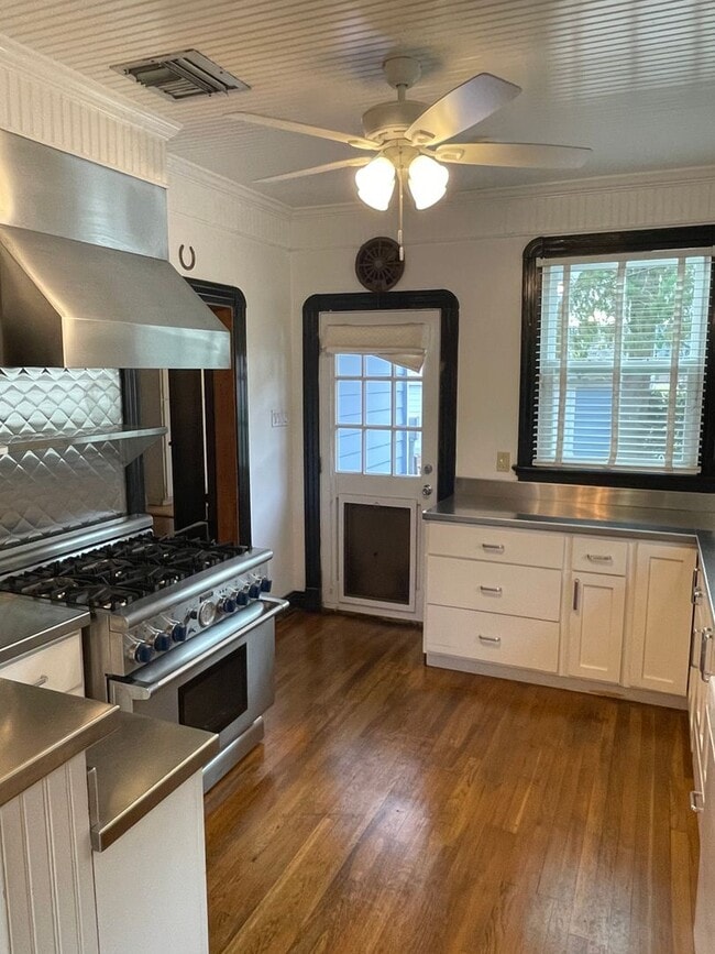 Building Photo - Single Family Home in Quiet Gentilly Neigh...