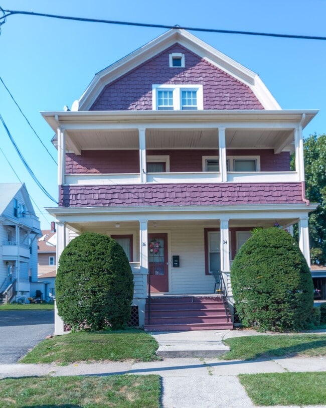 Primary Photo - 34 Ward St