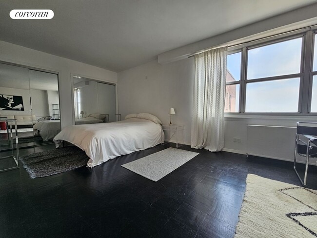 Building Photo - 135 Ocean Pkwy