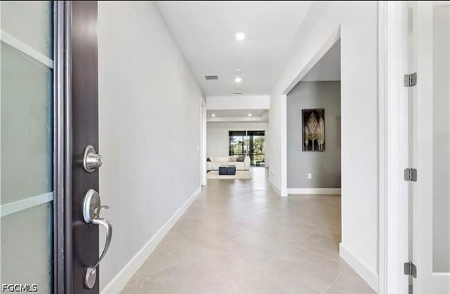 Building Photo - 16209 Bluestem Ln