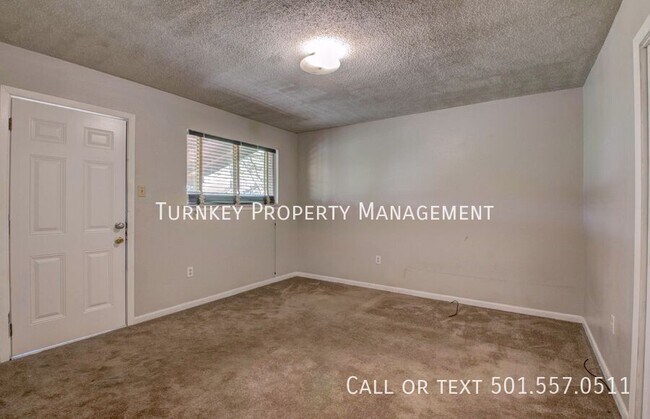 Building Photo - 9012 Tanya Dr