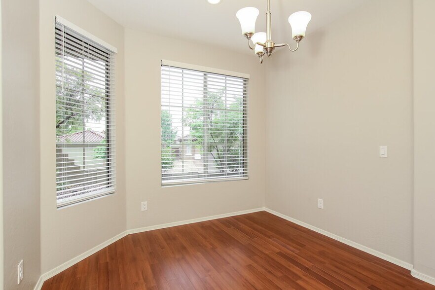 Building Photo - 42941 N Challenger Trail