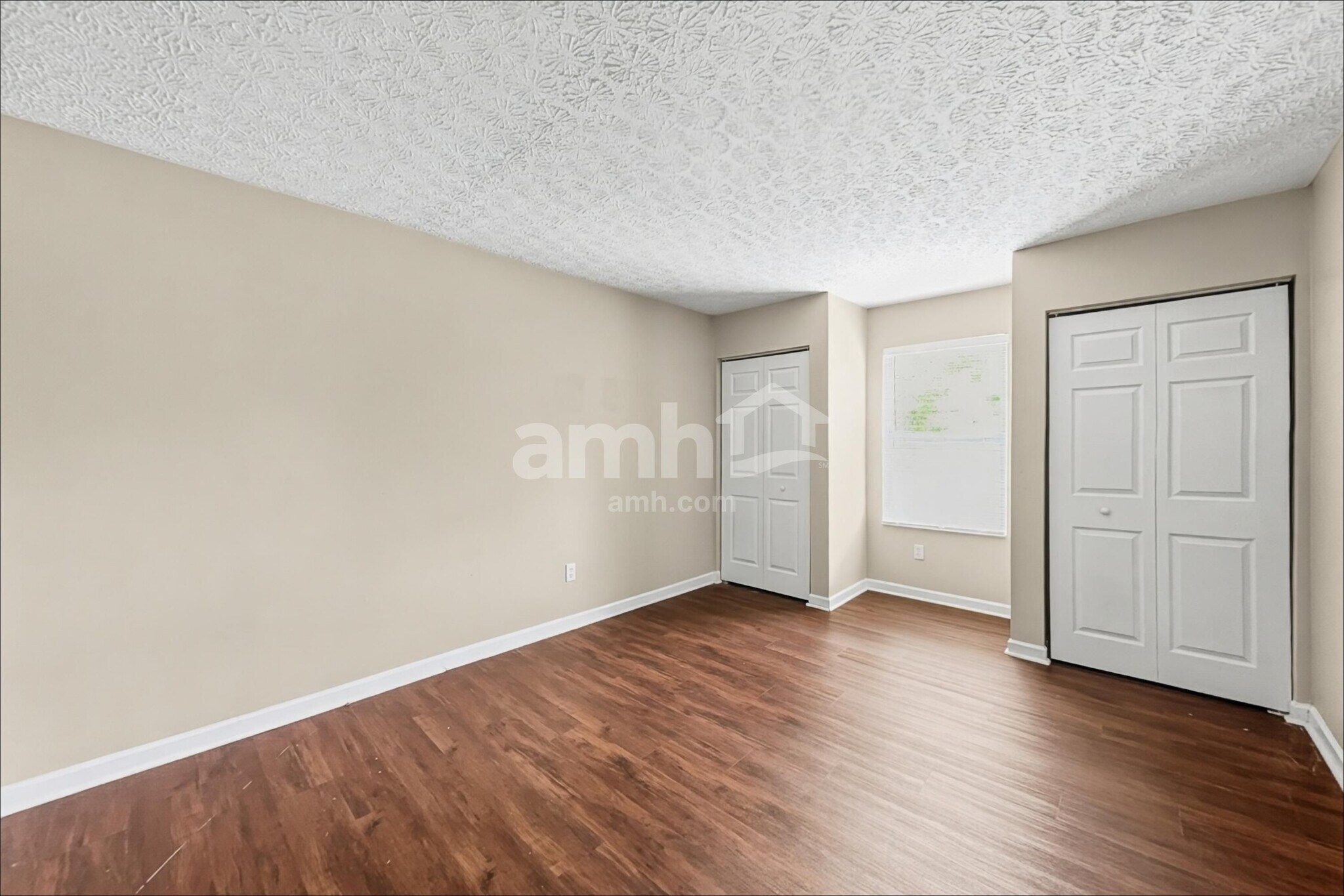 Building Photo - 368 Evergreen Cir