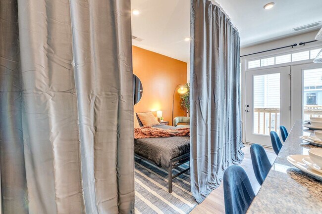 Building Photo - 4016 Bunker Dr