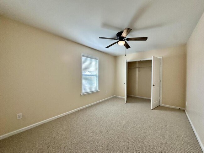 Building Photo - 2415 Impatien Drive