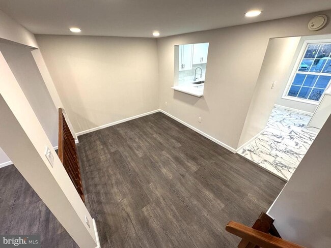 Building Photo - 2903 Montauk Ct