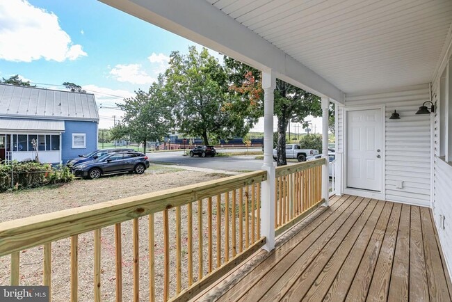 Building Photo - 1424 William St