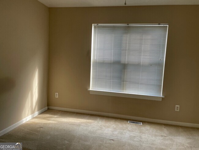 Building Photo - 6190 Glacier Run