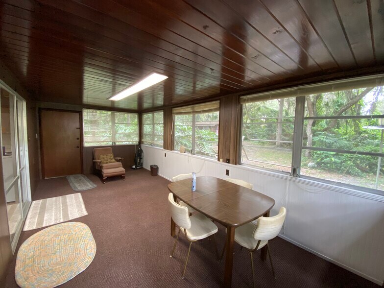 Porch-bedroom - 1816 Co Rd 432