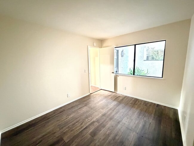 Building Photo - Claremont PUD For Lease