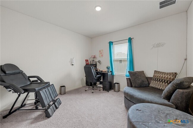 Building Photo - 121 Sudden Impact Dr