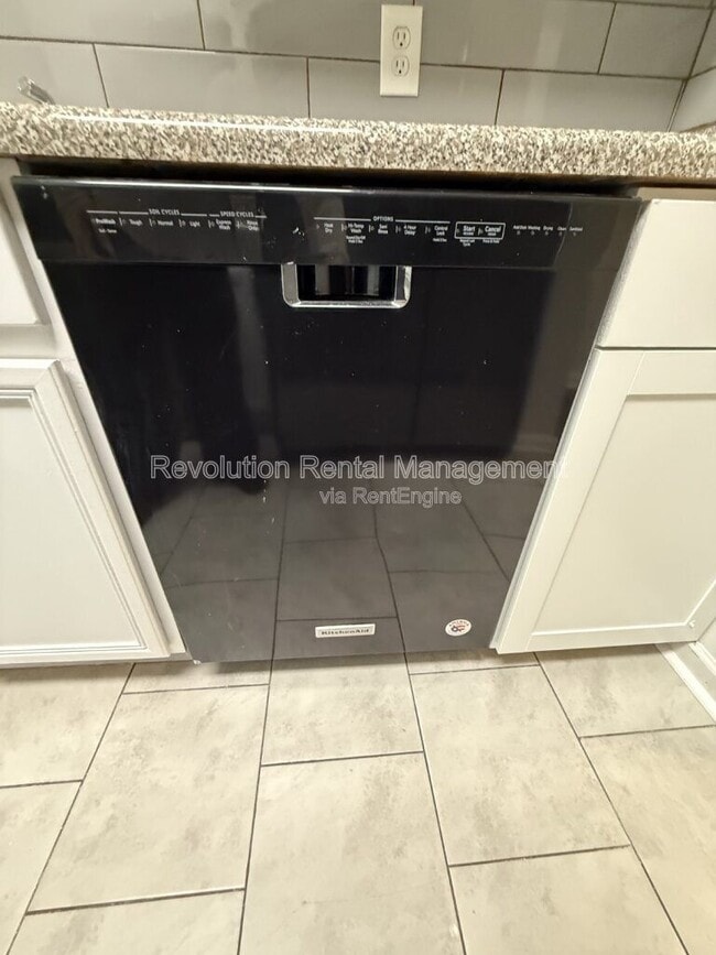 Building Photo - 7270 Oakley Ct