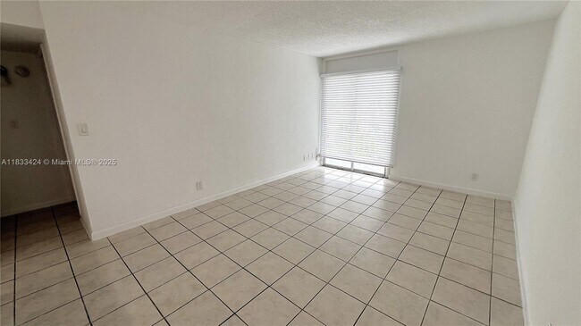 Building Photo - 801 NW 47th Ave